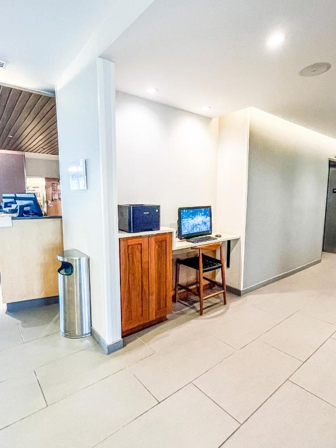 Fairfield Inn & Suites By Marriott Στόντον Εξωτερικό φωτογραφία