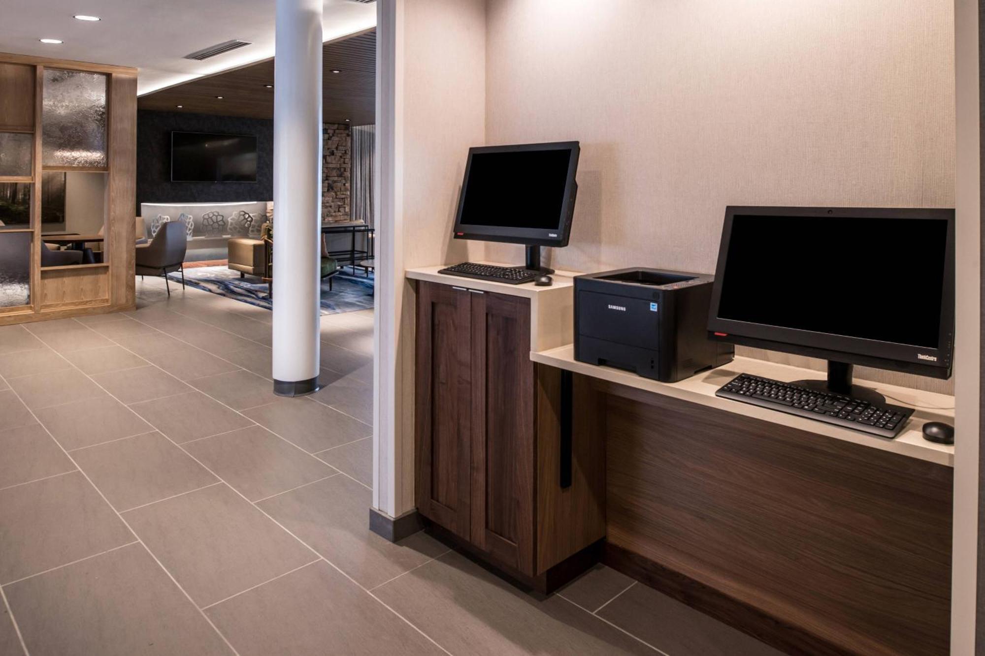 Fairfield Inn & Suites By Marriott Στόντον Εξωτερικό φωτογραφία